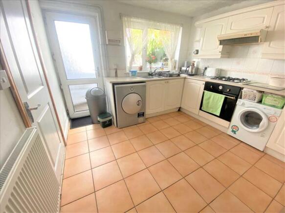 Kitchen-2nd Image