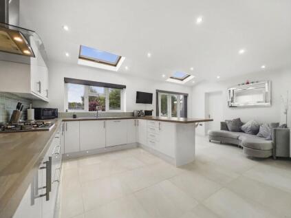 Cherry Green, Aughton, L39