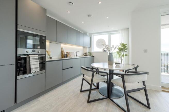 Apartment 40, Fusion -