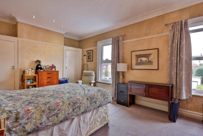 3 bed Town House for sale Image 7