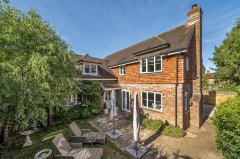 Lambourne Close, Sparsholt, Winchester, Hampshire, SO21