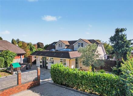 Alma Lane, Farnham, Surrey, GU9