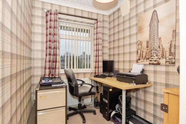 3 bed Semi-Detached for sale Image 12