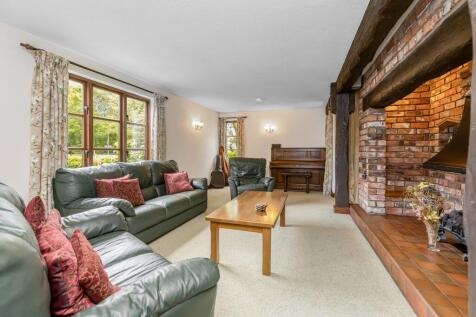 15 Brae Park Road, Cramond, Edinburgh, EH4 6DP