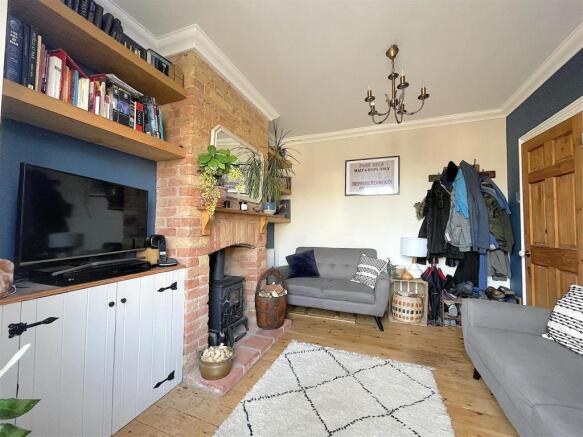 Living Room (2).jpeg