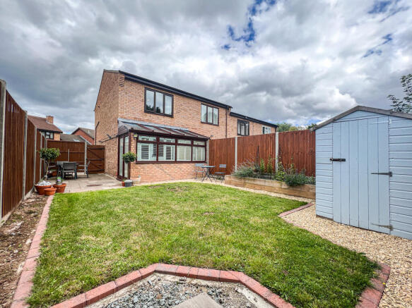 18 Sherrington Drive - garden (2)-2