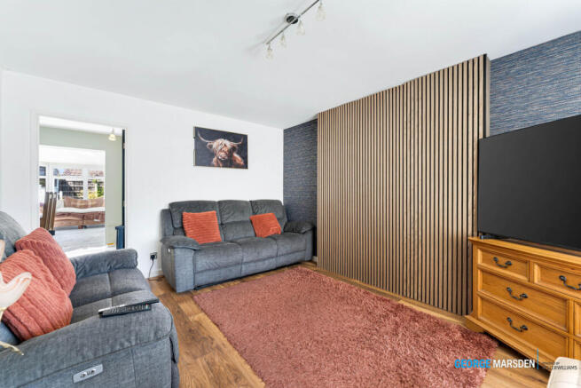 3 bed Semi-Detached for sale Image 7