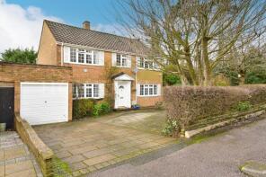 109, Church Road, Potters Bar EN6 1EY