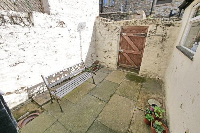 2 bed Terraced for sale Image 10