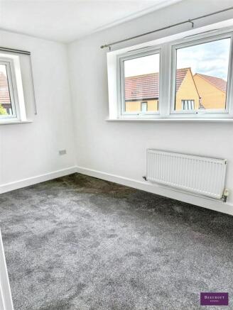 1 bed Flat for sale Image 11