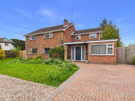 Oakdene, The Street, Stowmarket IP14 6AH