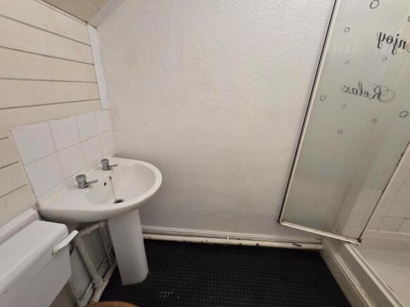1 bed Flat to rent Image 6
