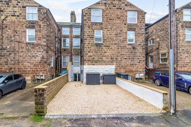 9 bed Town House for sale Image 12