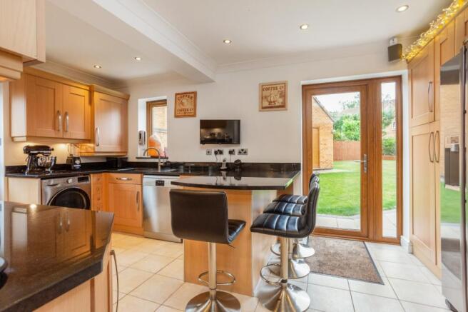 Fitted Kitchen/Diner