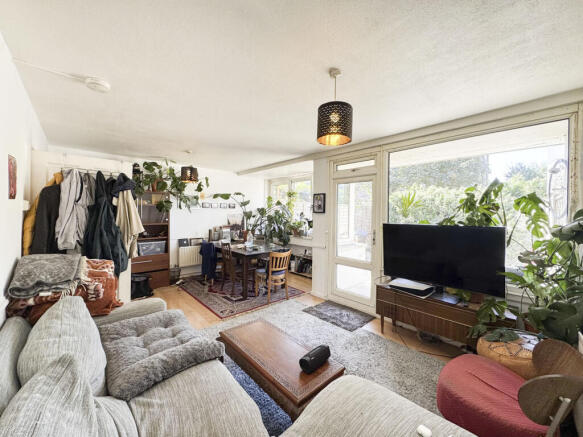 Jenkinsonhouse20260910-interior-6-9WyKhQol95NJu...