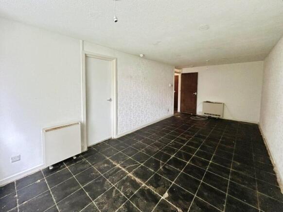 2 bed Apartment for sale Image 5