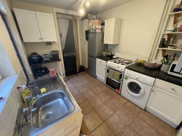 Kitchen (1)