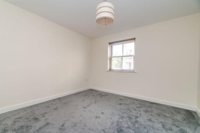 2 bed Flat to rent Image 7