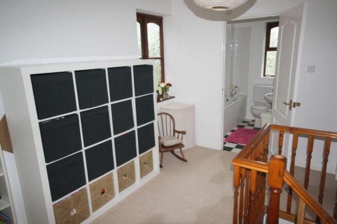 Photo 4