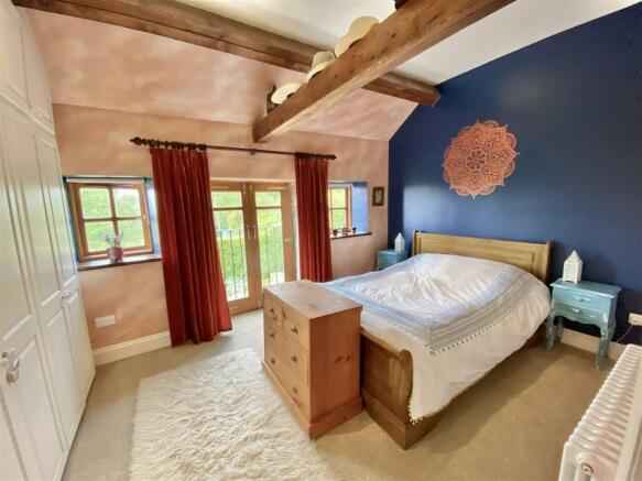 BEDROOM 1