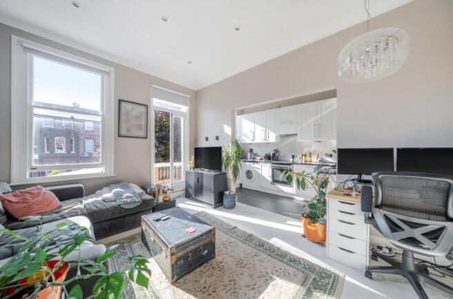 1359913-2-68da51d...