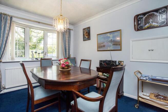 Dining Room (P)