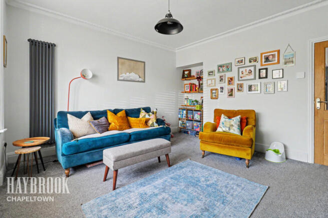 4 bed Detached for sale Image 5