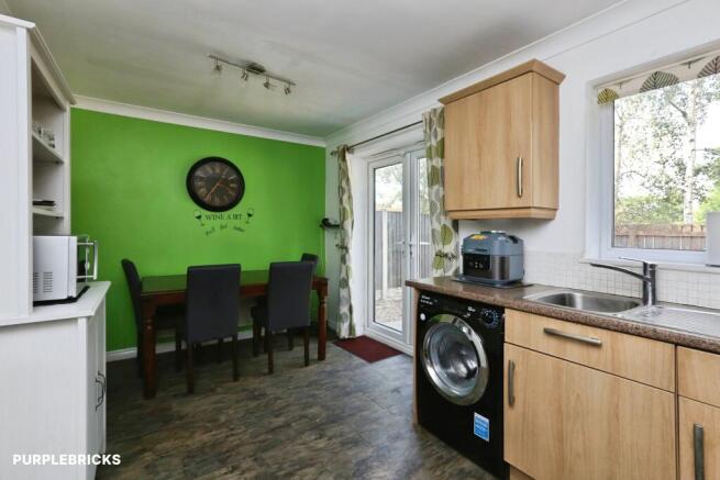 3 bed Semi-Detached for sale Image 5
