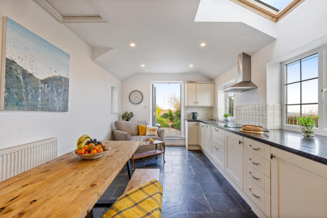 Kitchen/Breakfast Room