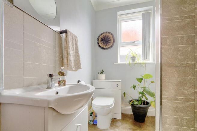 2 bed Semi-Detached Bungalow for sale Image 6