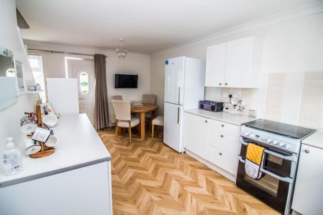 Kitchen 2