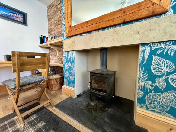 2 bed Terraced for sale Image 7
