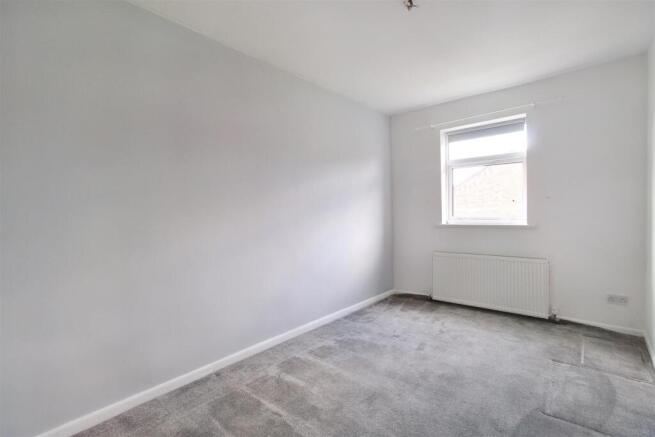 3 bed Terraced for sale Image 12