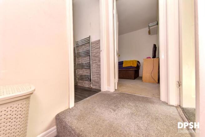 2 bed Terraced for sale Image 9