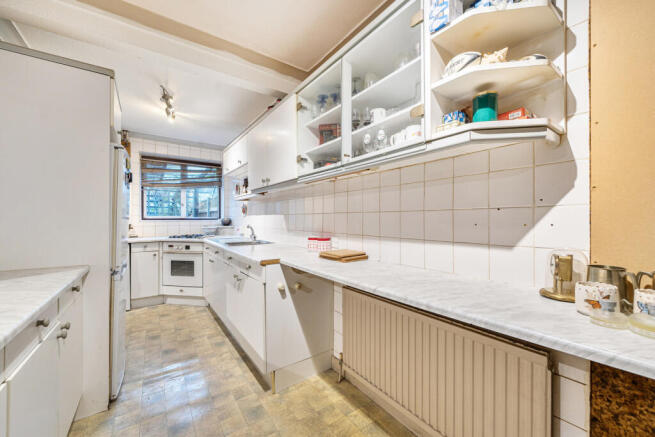 1385107-12-693839...