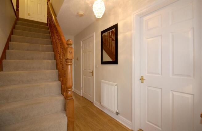 7001_Cawthorn Close.