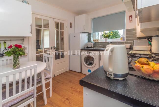 Kitchen image 2