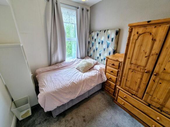 8 bed Terraced for sale Image 11