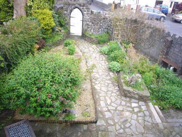 Photo 19