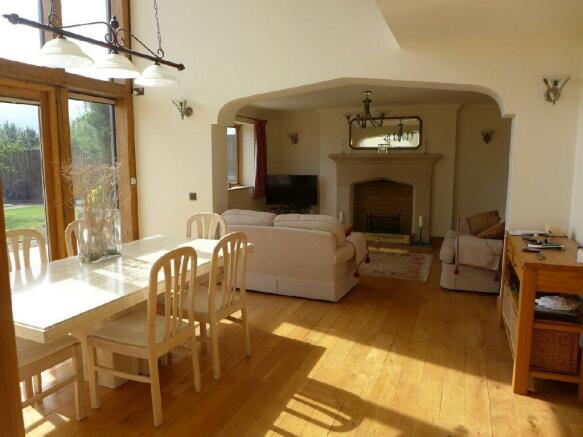 Sitting Room/Lounge