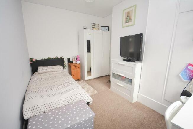Bedroom 2.jpg