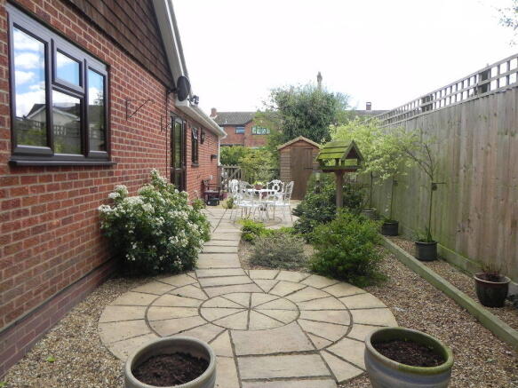 Photo 18
