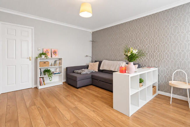 Living Area - Ang...
