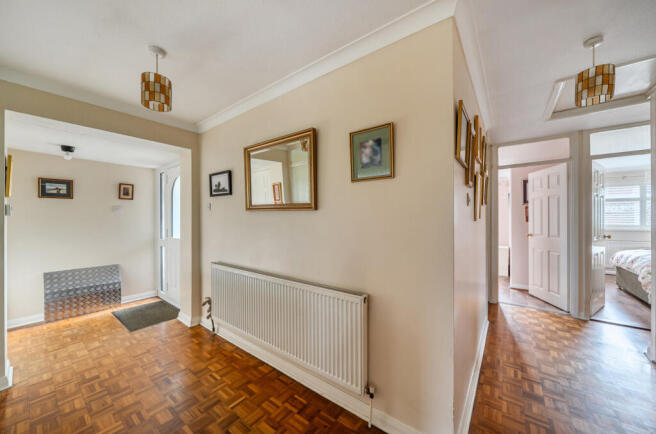 1411210-11-698c85...