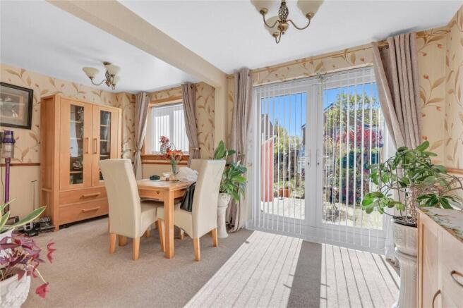 3 bed Semi-Detached for sale Image 4