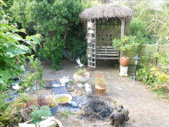 Photo 11