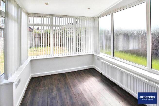 3 bed Semi-Detached to rent Image 6