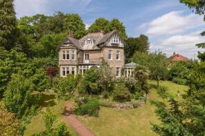 Oaklea, Osborne Avenue, Hexham NE46 3JN