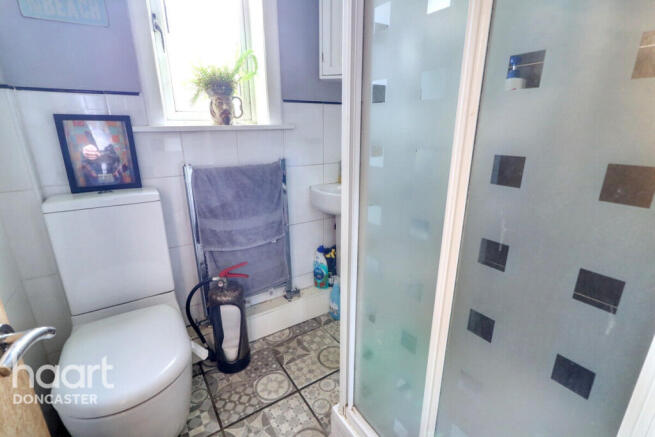 3 bed Semi-Detached for sale Image 8