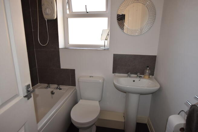 2 bed Semi-Detached for sale Image 10